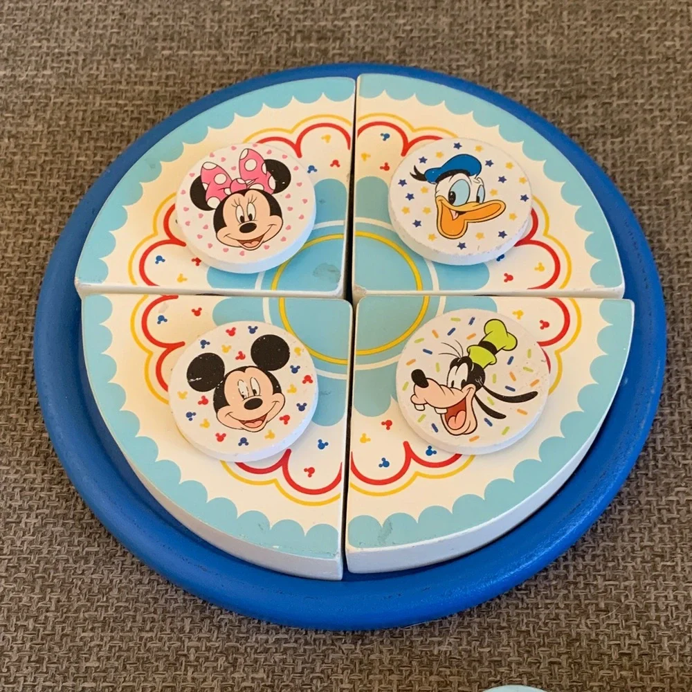 Melissa & Doug Disney Mickey Mouse Club wooden Birthday Cake Playset Pretend